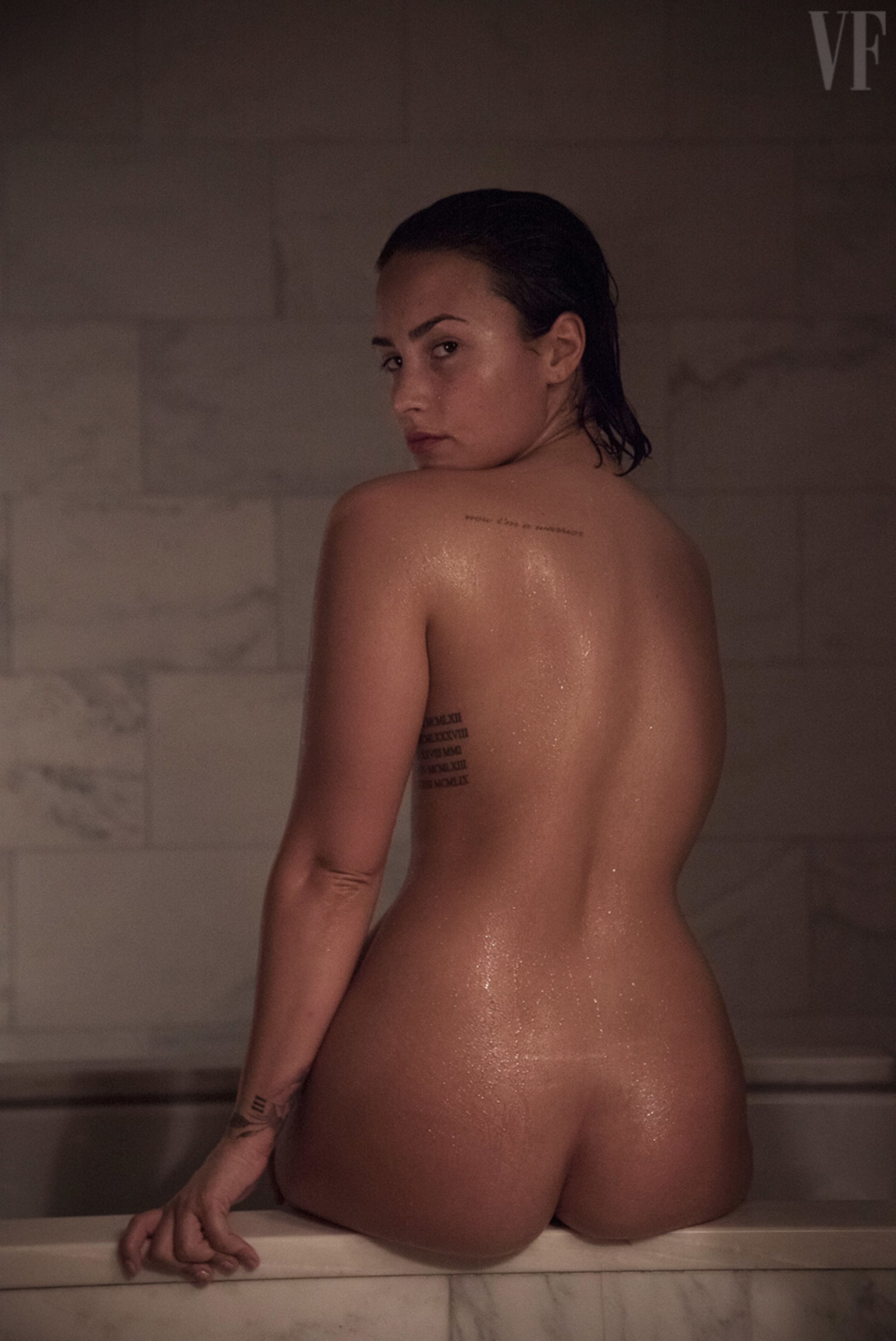 Lovato the demi fappening nude Demi Lovato