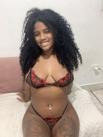 Thayzinhaxxx Nude Leaks OnlyFans Photo 12