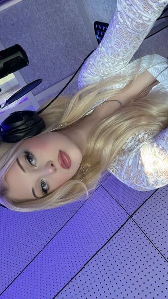 Loren-gray Nude Leaks OnlyFans Photo 78