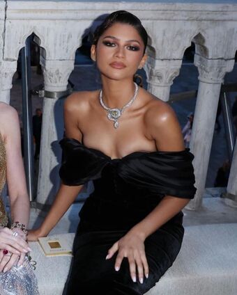 Zendaya Nude Leaks OnlyFans Photo 279