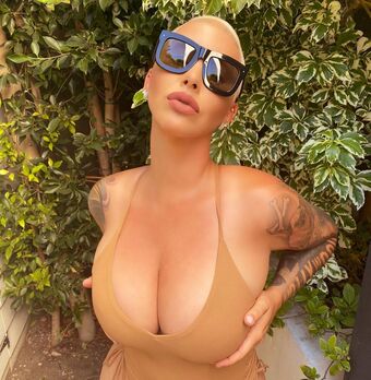 Amber Rose Nude Leaks OnlyFans Photo 42
