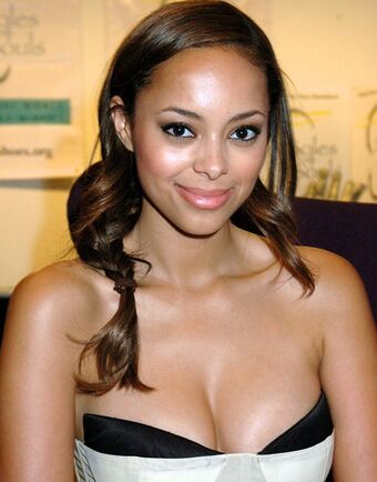 Amber Stevens West Nude Leaks OnlyFans Photo 9