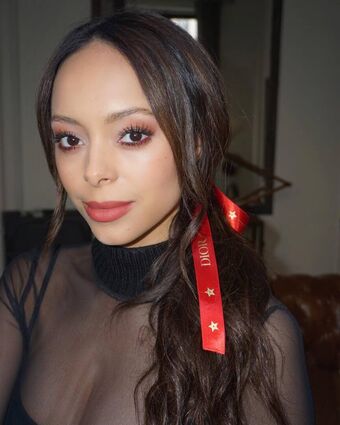 Amber Stevens West Nude Leaks OnlyFans Photo 12