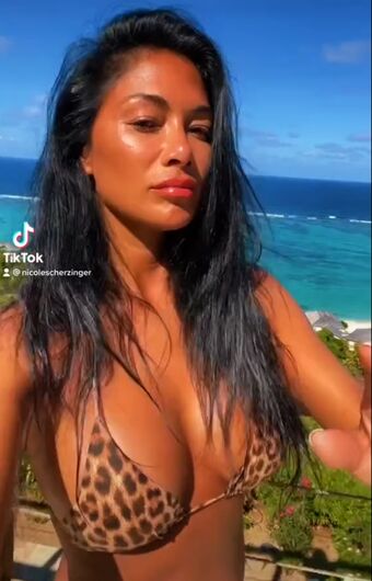 Nicole-scherzinger Nude Leaks OnlyFans Photo 140