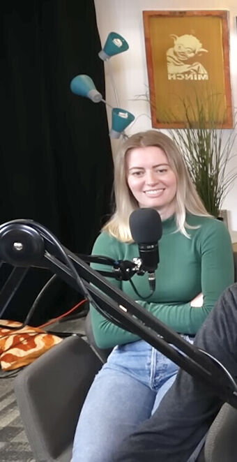 Elyse Willems Nude Leaks OnlyFans Photo 21