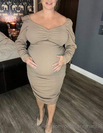 Prettypregnant35 Nude Leaks OnlyFans Photo 28